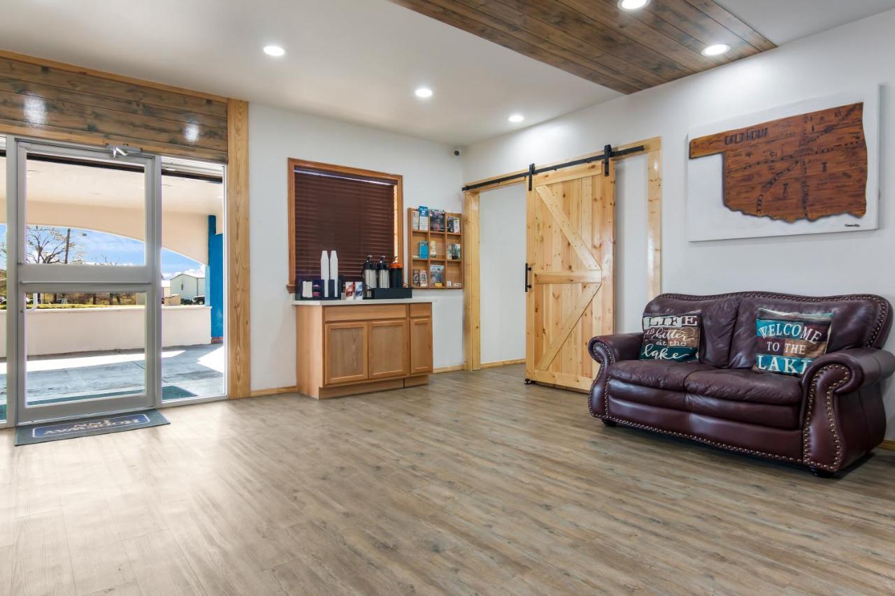 Rodeway Inn Broken Bow-Hochatown ภายนอก รูปภาพ